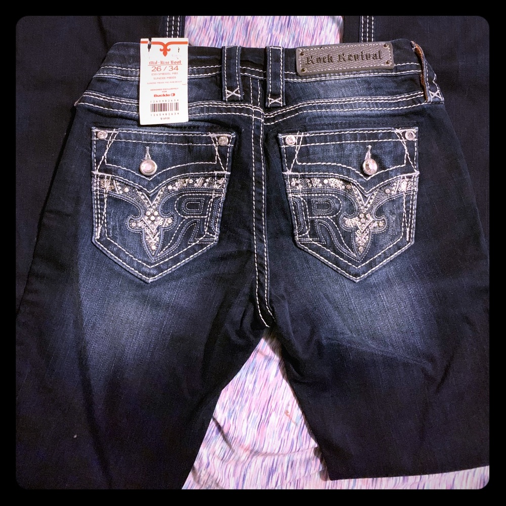 SOLD ‼️Rock revivals